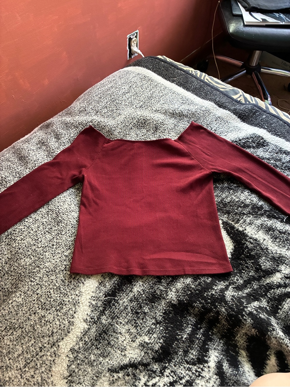 John galt ribbed long sleeve/off the shoulder top
